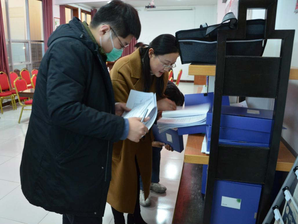 【48812】网传1只烤鸡腿等于60支卷烟是误读(图)